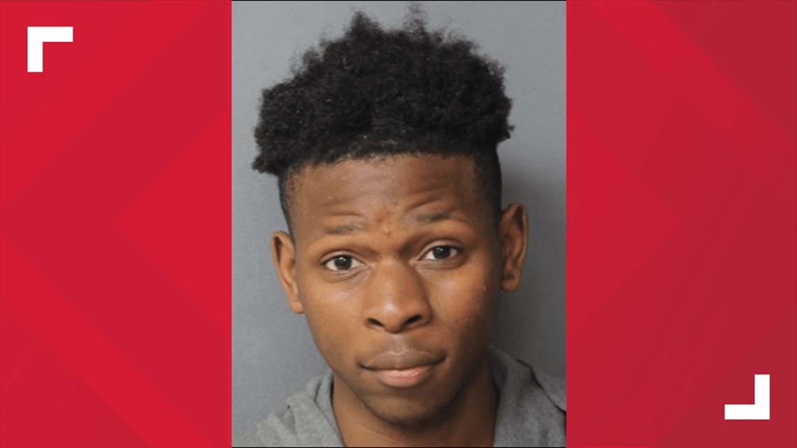 Norfolk man accused of trying to steal 3 cars at gunpoint | 13newsnow.com