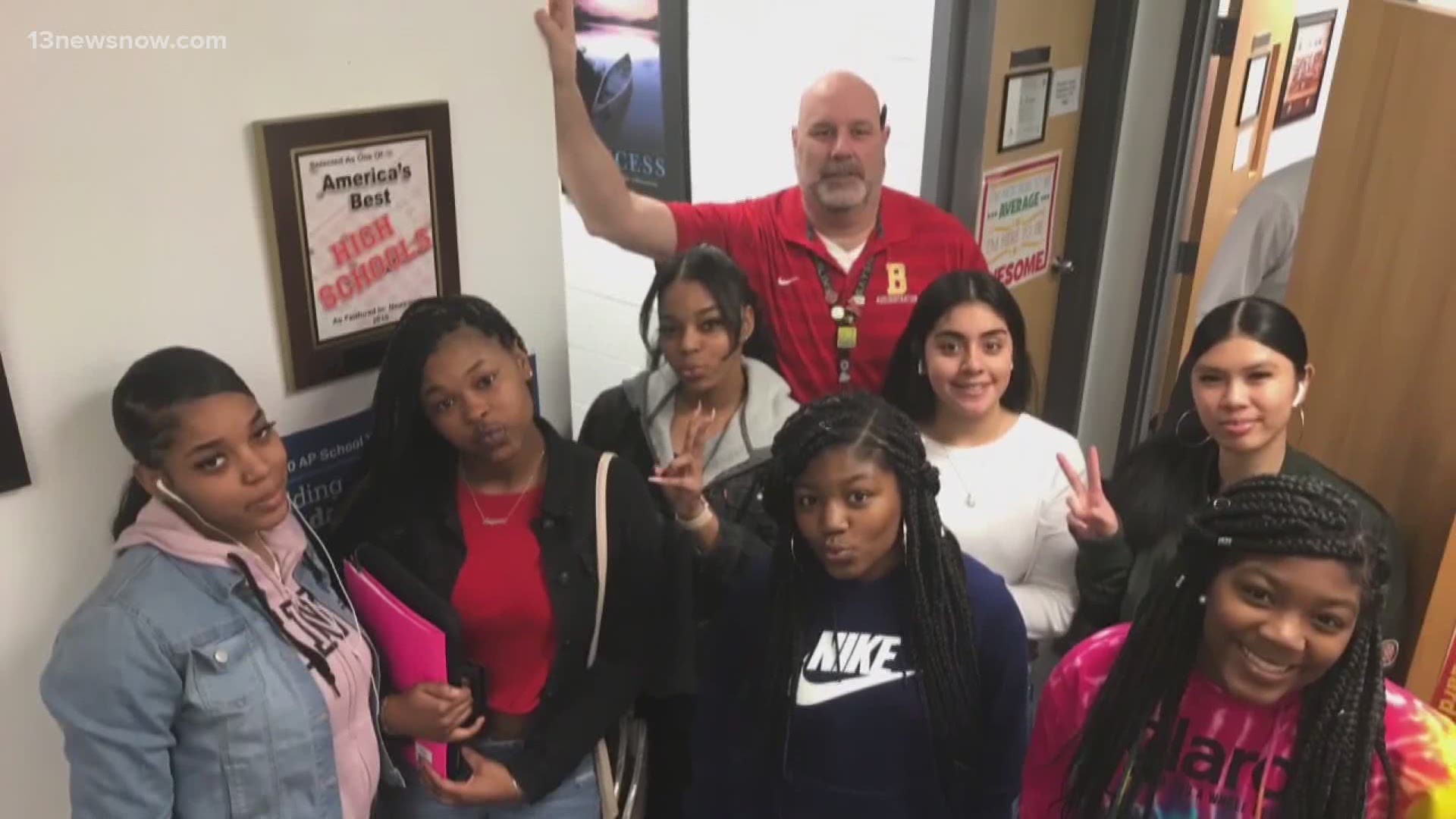 13News Now Photojournalist Adrian Guerra spoke with Dr. William Washington on the song he created to keep students' school spirit alive during the COVID-19 pandemic.