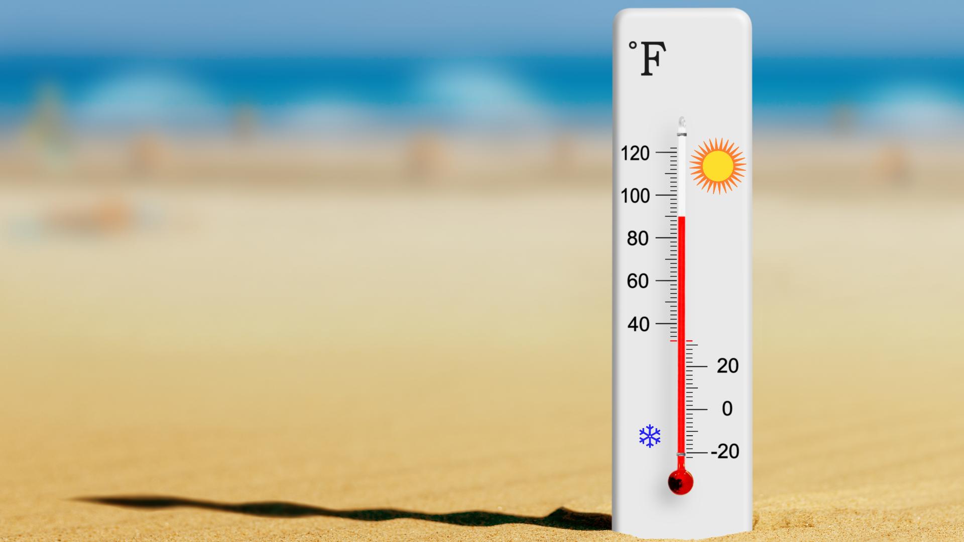 When will Hampton Roads get first hit 90 degrees in 2025? Chief Meteorologist Tim Pandajis looks to past data to make a prediction.