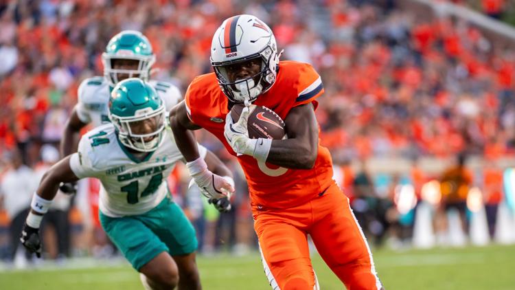 Cam Ross Shines As Uva Dominates Coastal Carolina In Season Opener 48