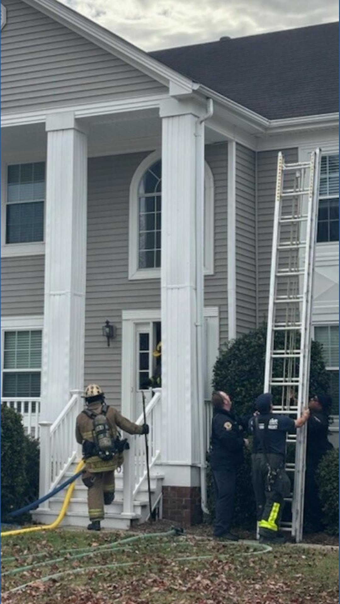 Family displaced after Sunday morning house fire in Chesapeake ...