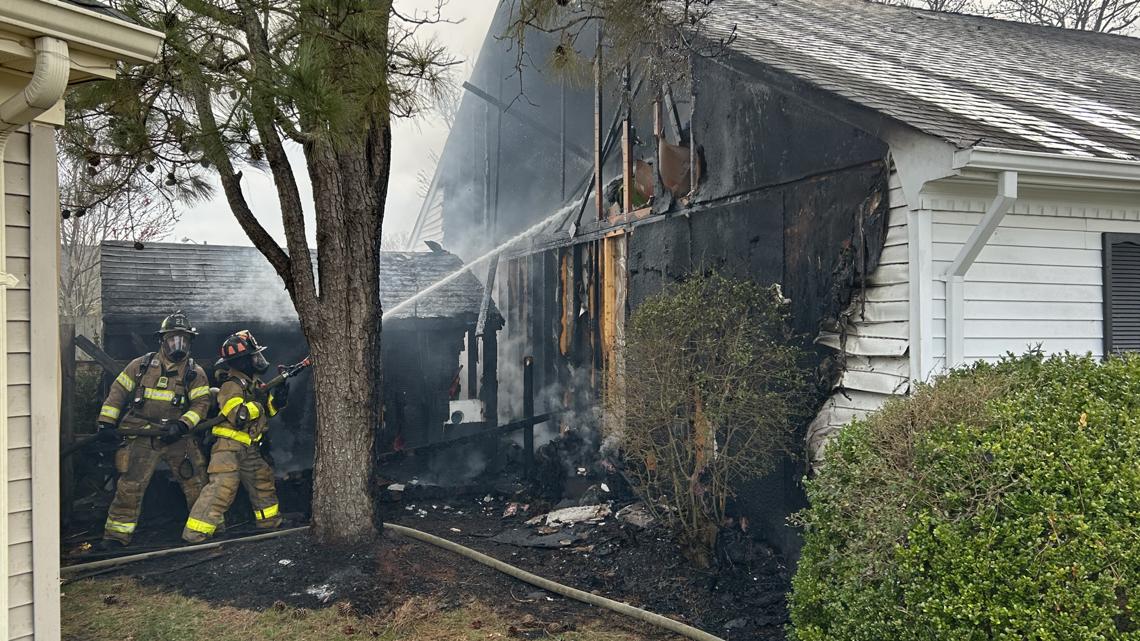 Virginia Beach fire leaves family displaced, no injuries reported ...