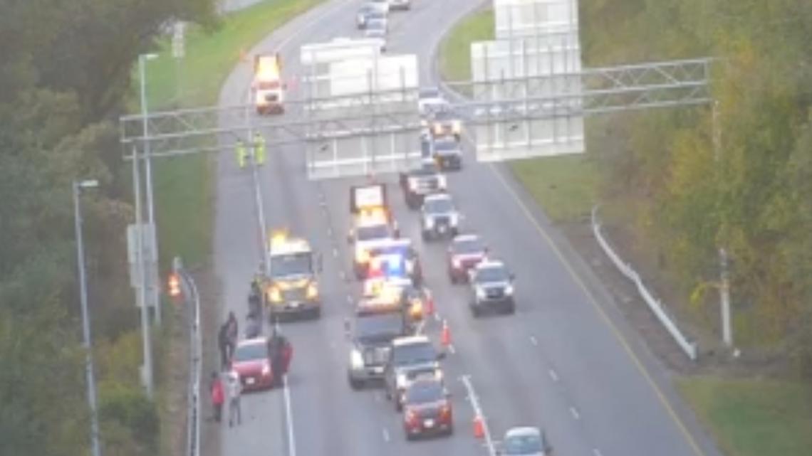 Multi-vehicle crash causes major delays on I-664 South in Chesapeake