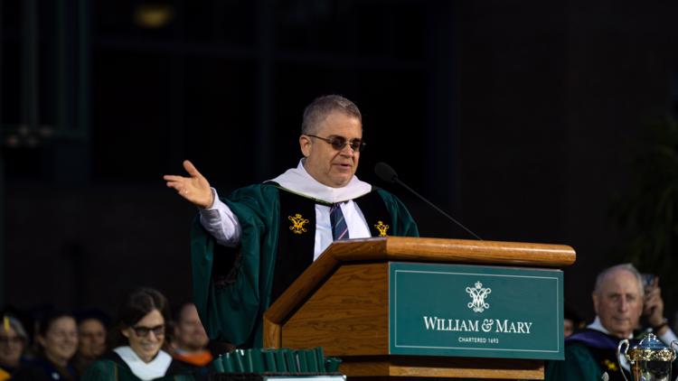 Patton Oswalt delivers Commencement Address at William & Mary