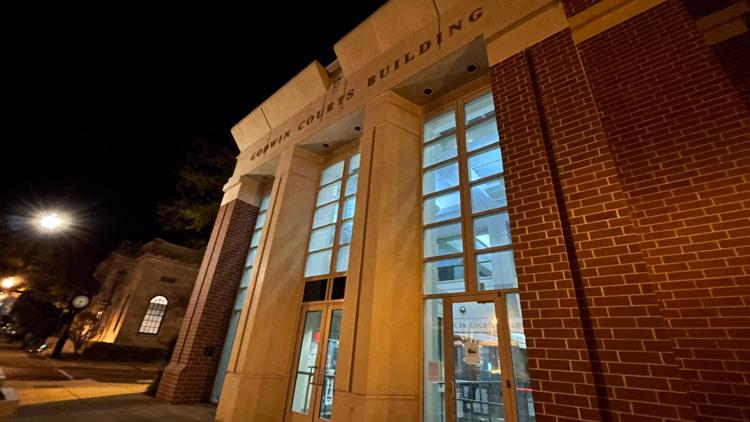 Court orders Suffolk polling location to stay open past 7 p.m.
