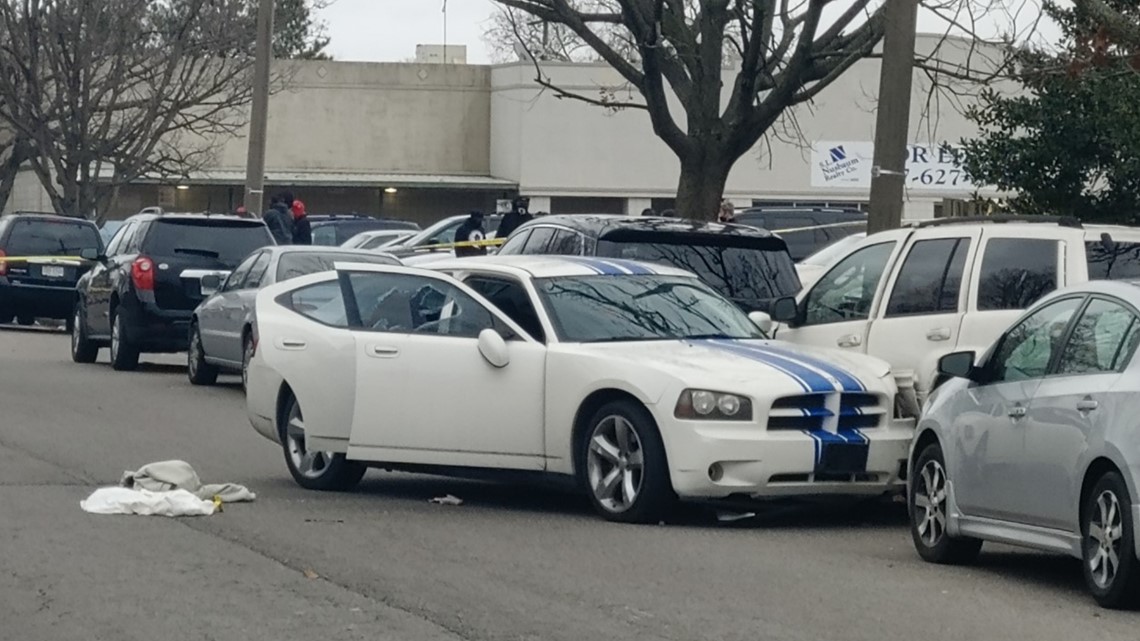 Man seriously injured in shooting on Wide Street in Norfolk - Vimarsana News