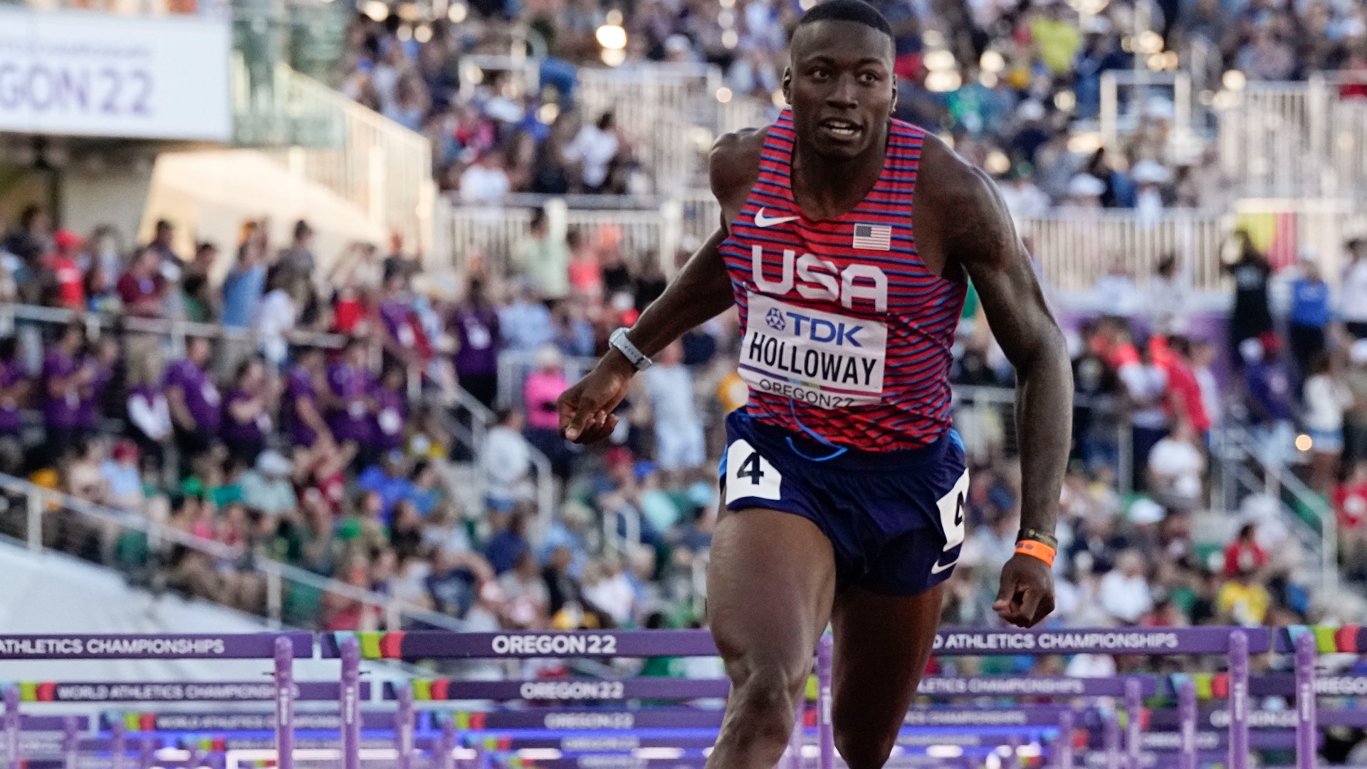 Holloway Successfully Defends 110m Hurdles World Title | 13newsnow.com