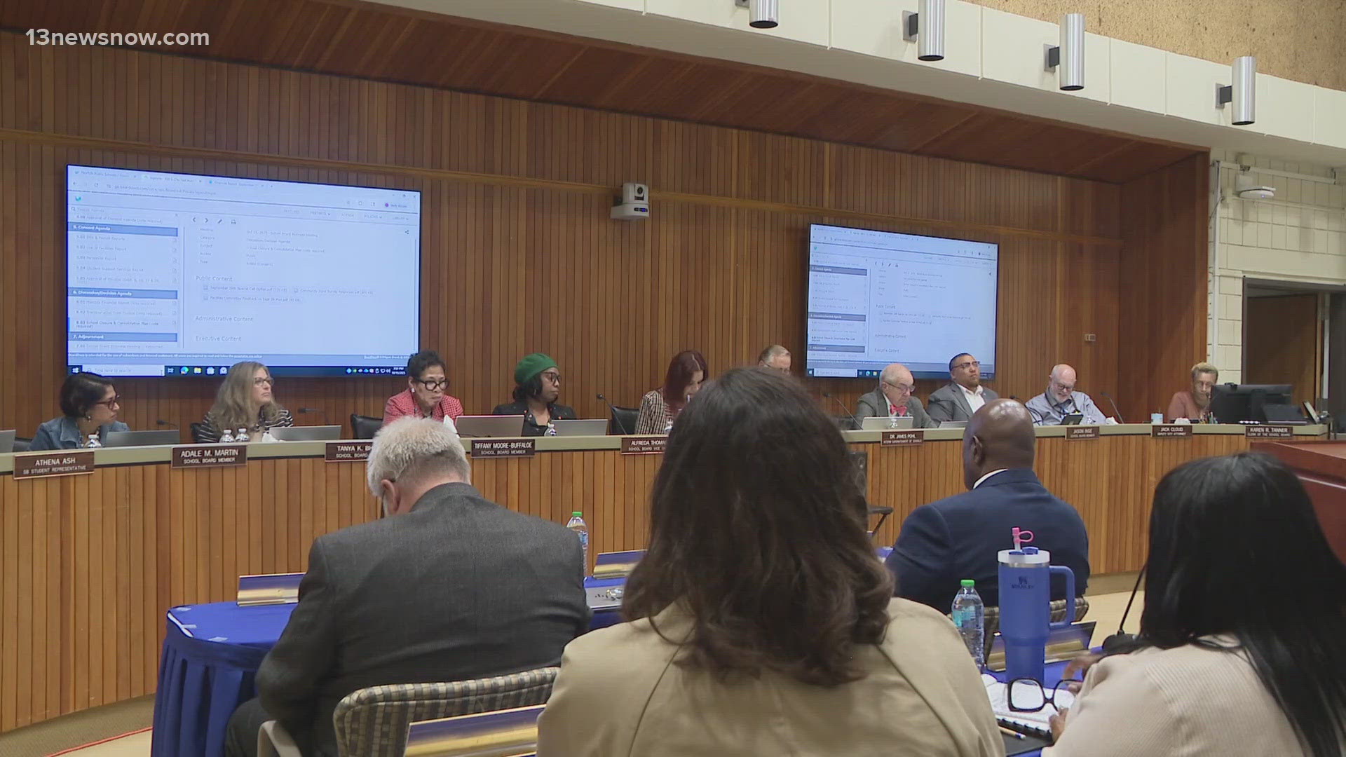 Norfolk School Board Approves Closure Plan | 13newsnow.com