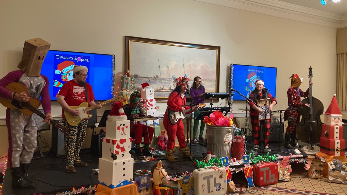 Hampton History Museum to tell 'The Legend of the Christmas Spider' - Vimarsana News