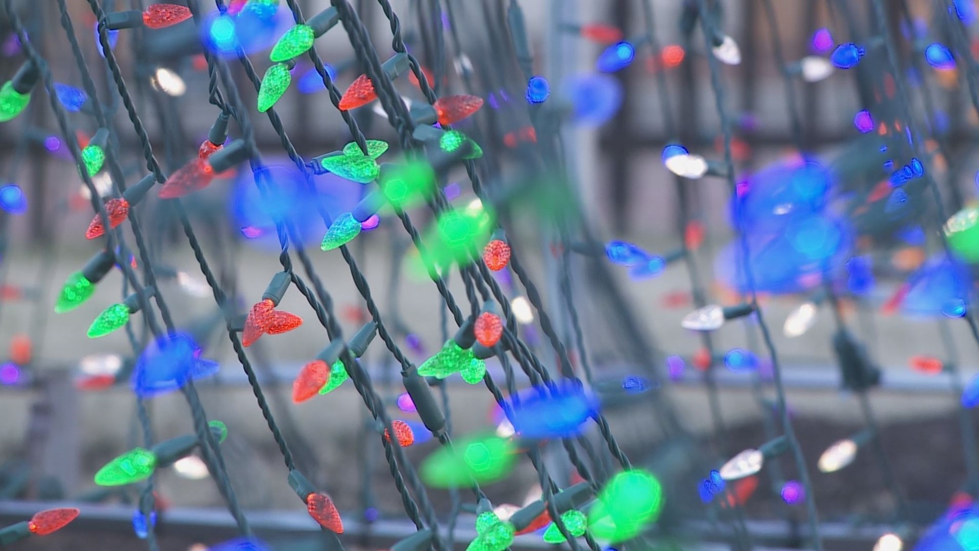 Newport News Celebration in Lights kicks off on Thanksgiving