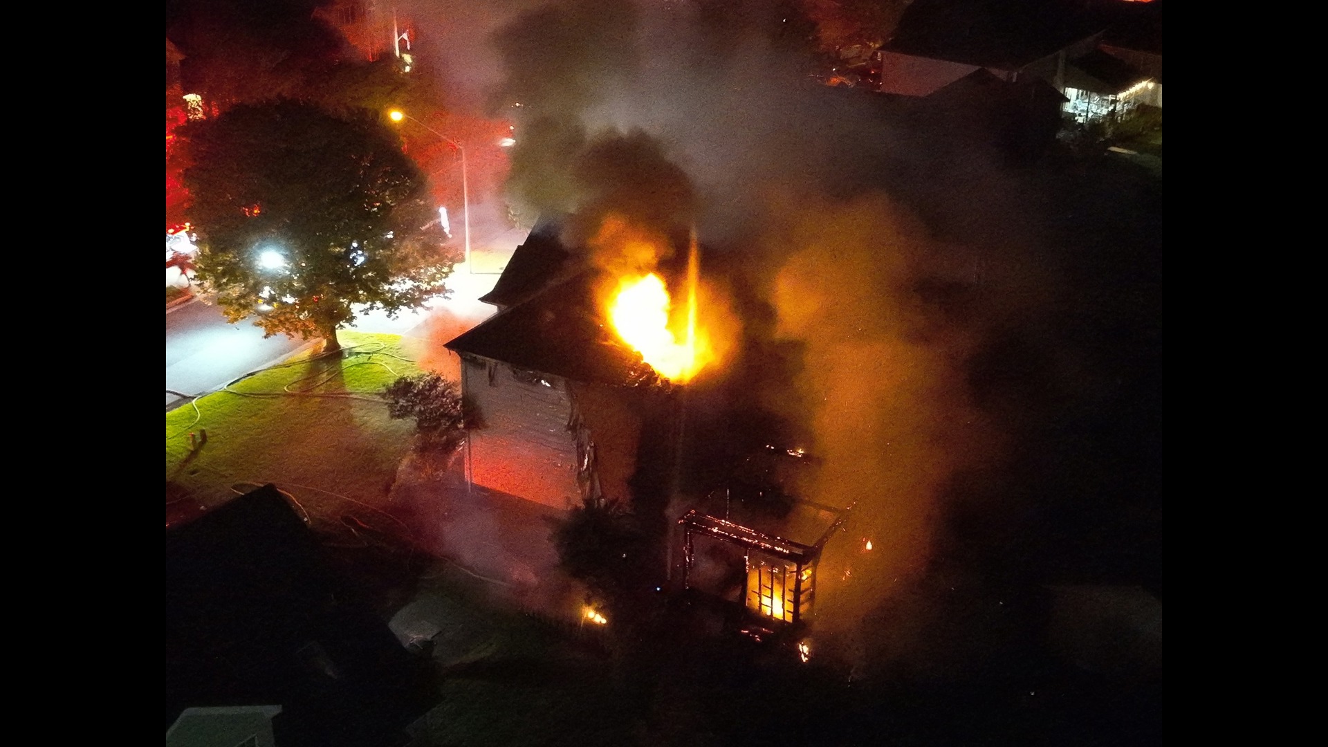 Virginia Beach home destroyed in overnight fire | 13newsnow.com