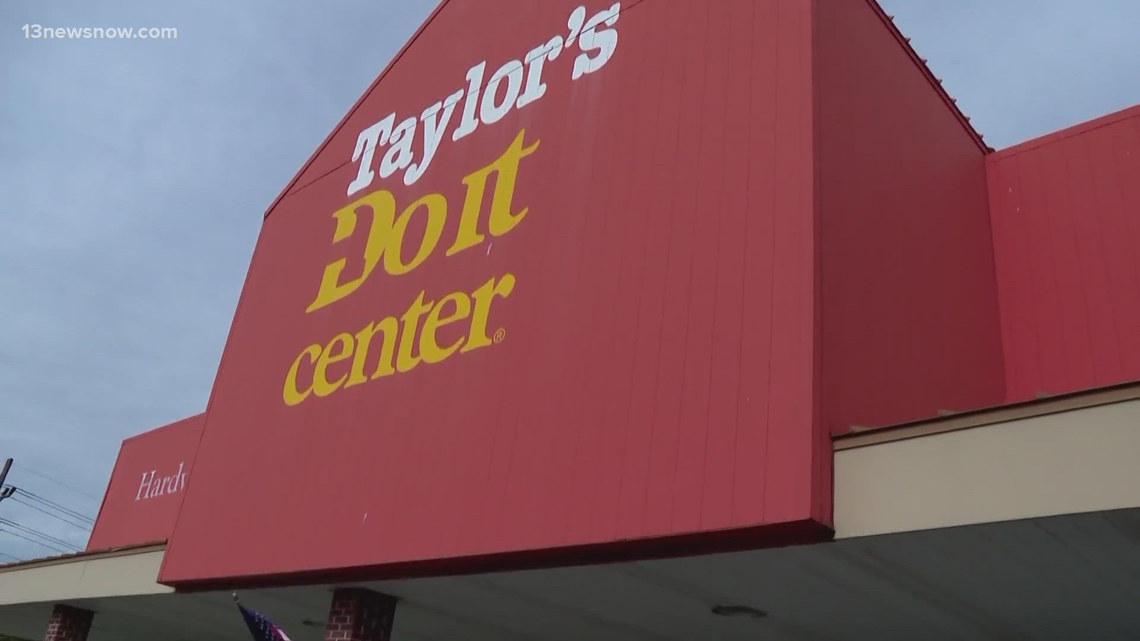 Norfolk hardware store sees triple the customers as Hampton Roads residents brace for storm