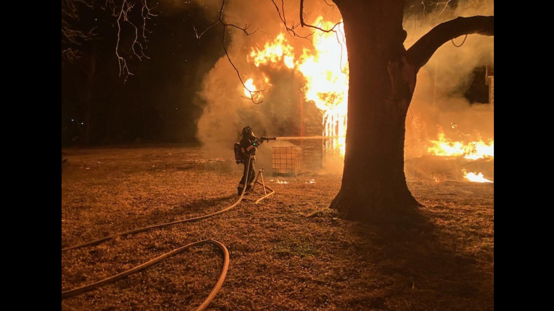 Suffolk firefighters respond to large shed fire on Wilroy Loop ...