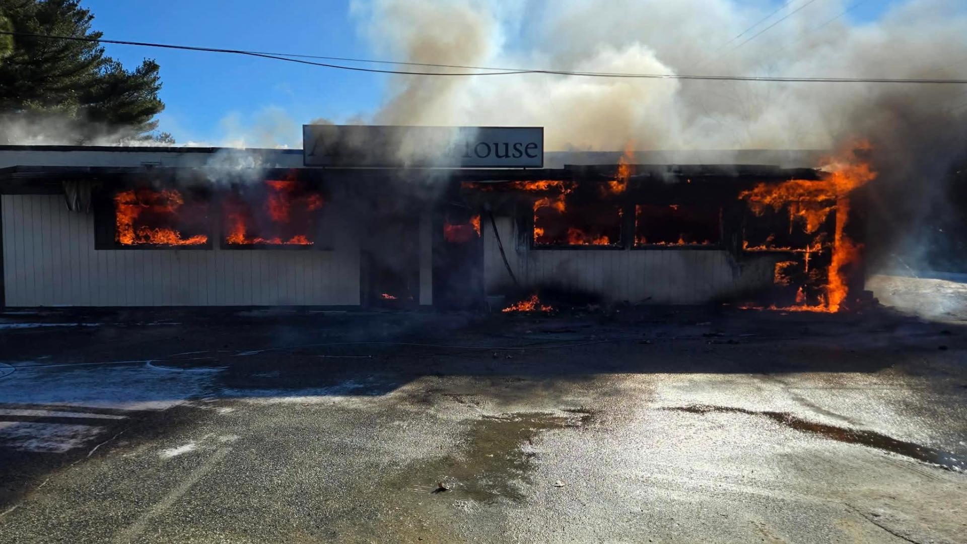 Firefighters face high winds, freezing temps in Gloucester Point fire ...
