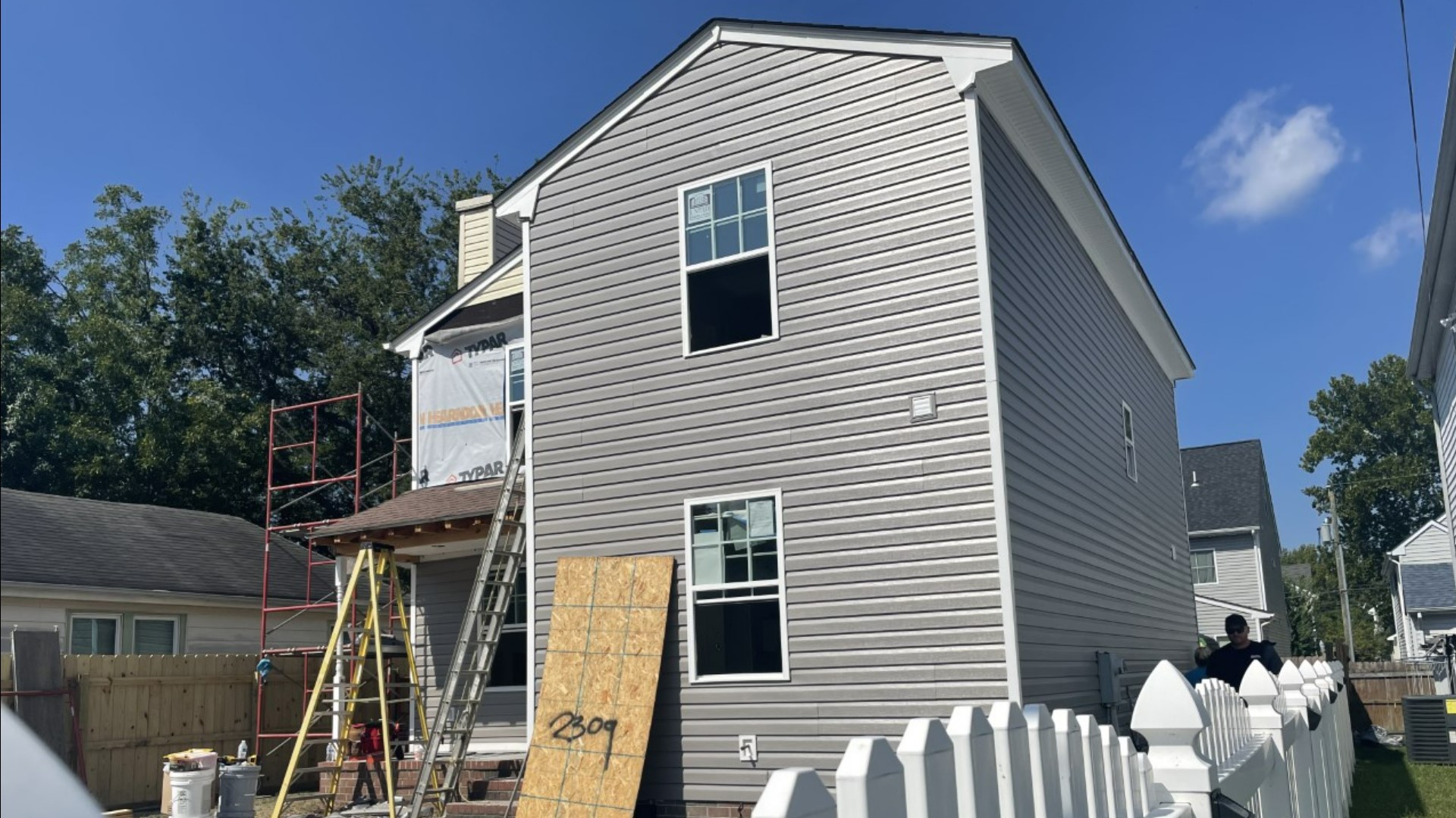 Habitat for Humanity builds new home for Chesapeake single mom
