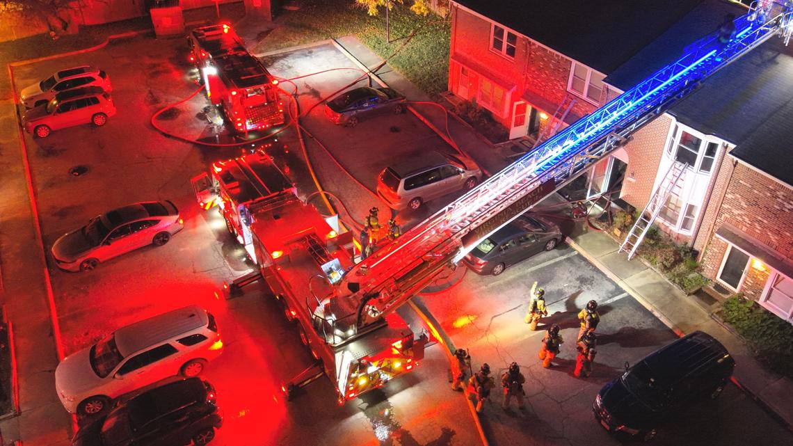 3 people, 2 pets displaced after townhouse fire on Darnell Drive in Virginia Beach