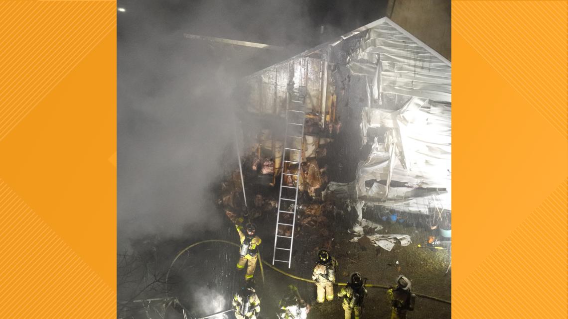 Virginia Beach fire displaces 5 people in early morning blaze ...