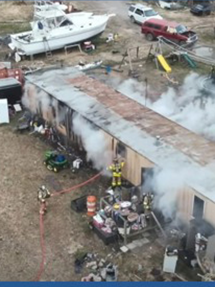 Fire engulfs mobile home in Virginia Beach | 13newsnow.com