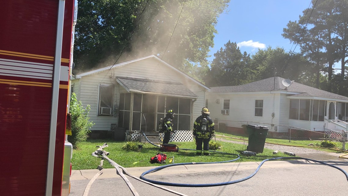 Suffolk Fire & Rescue respond to house fire on Lewis Ave. | 13newsnow.com