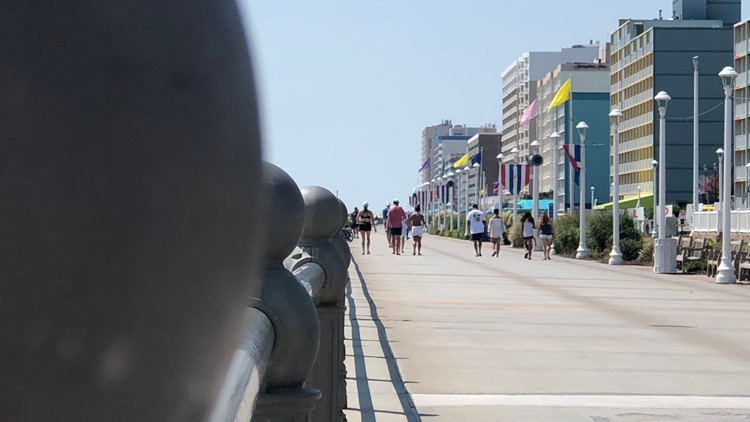 Va Beach Oceanfront Reopens Some Free Parking Spots For Off Season 13newsnow Com