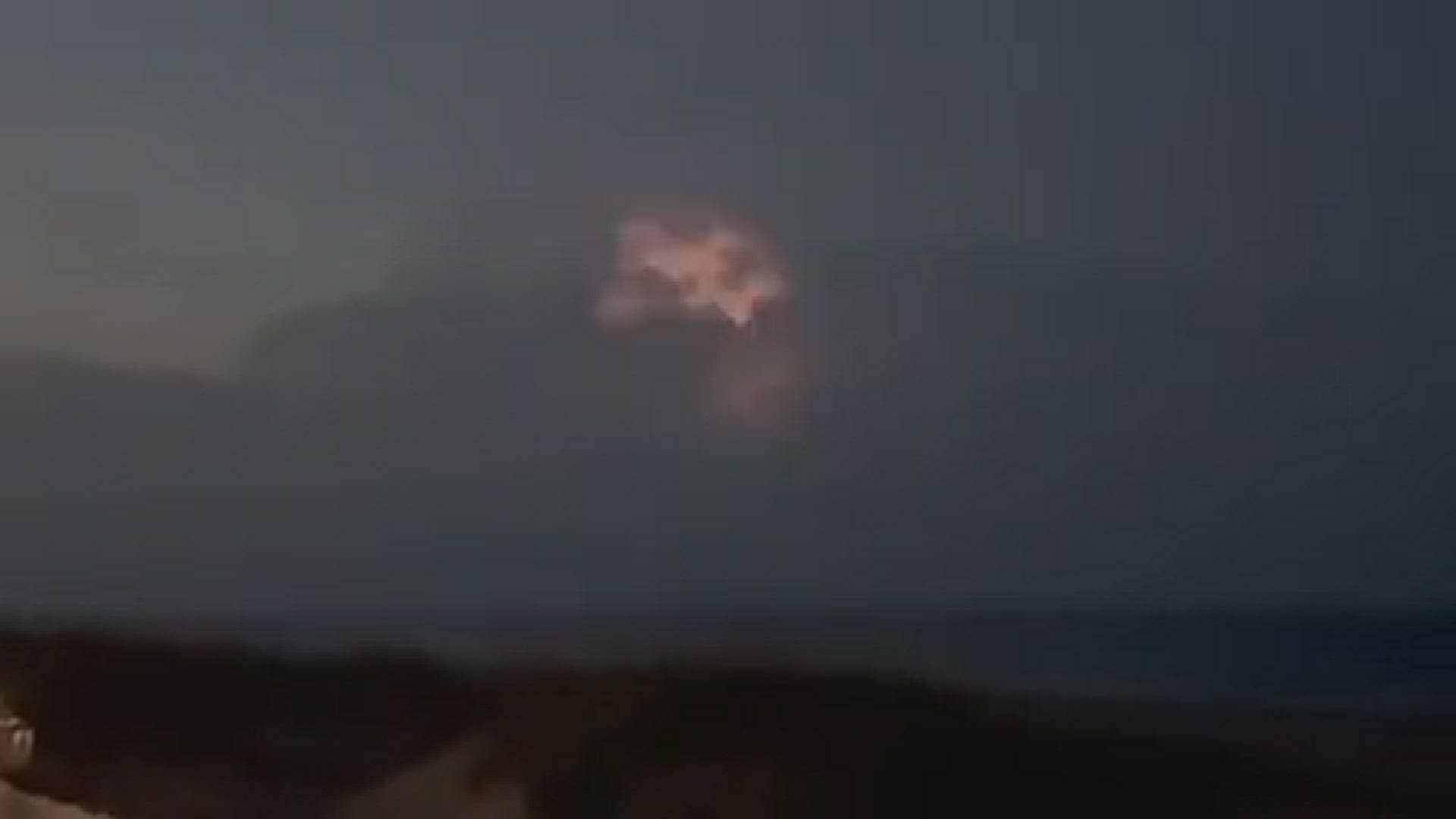 Storm over the water, 7/25/23. Video courtesy Kacie Steinmetz in Virginia Beach
Credit: Kacie Steinmetz