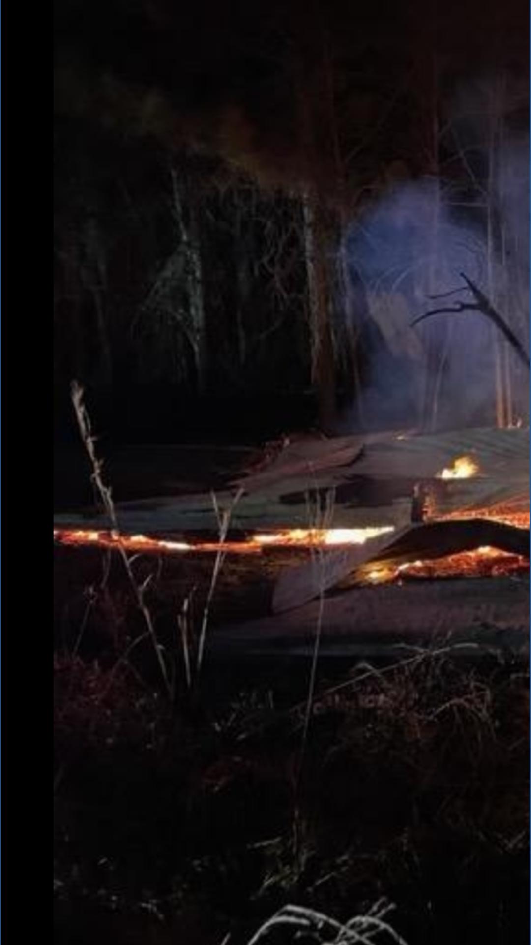 Suffolk firefighters extinguish Hillpoint brush fire | 13newsnow.com