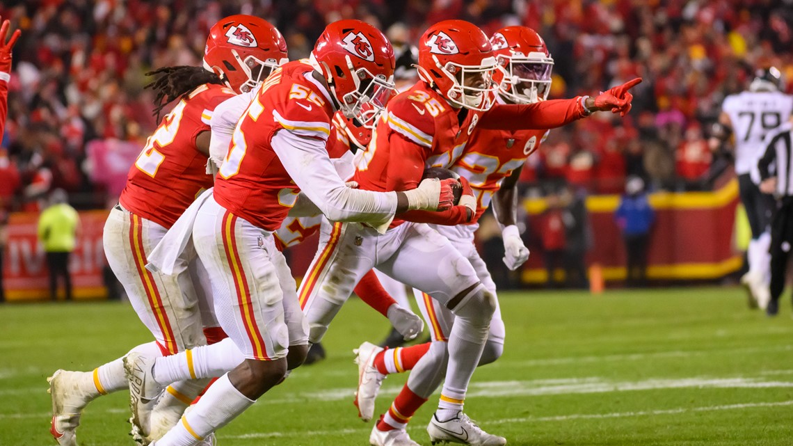 Chiefs, led by hobbled Mahomes, beat Jags 27-20 in playoffs – The Denver  Post