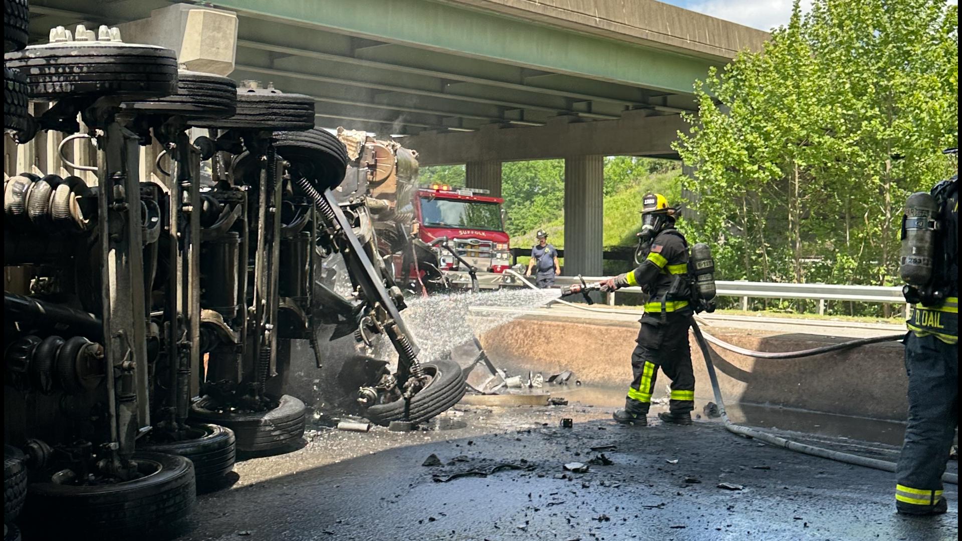 Dump truck falls from I-664 overpass, causes traffic delays in Suffolk ...