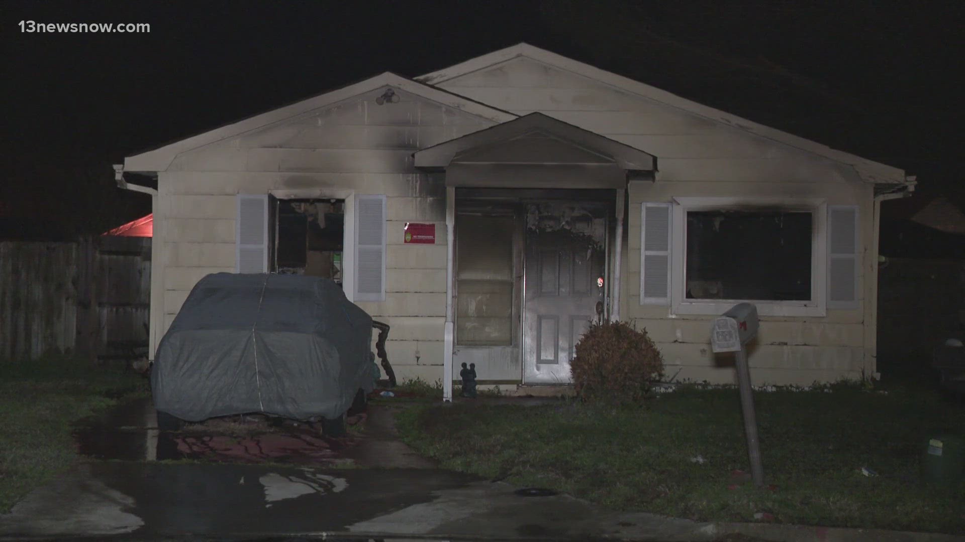 A kitchen fire broke out on Augustine Circle Saturday, due to dangerous conditions, 5 firefighters were hurt and taken to a local hospital.