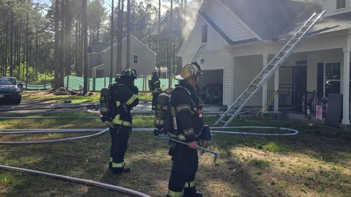 Suffolk family of 6 displaced after cooking fire | 13newsnow.com