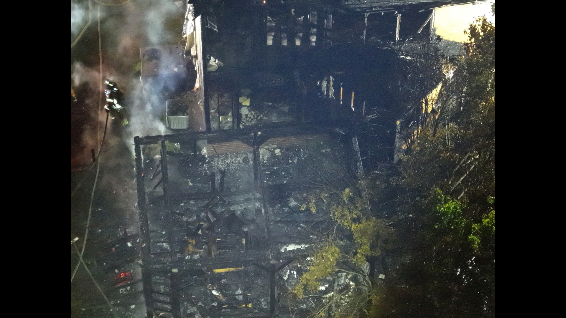 Virginia Beach home destroyed in overnight fire | 13newsnow.com