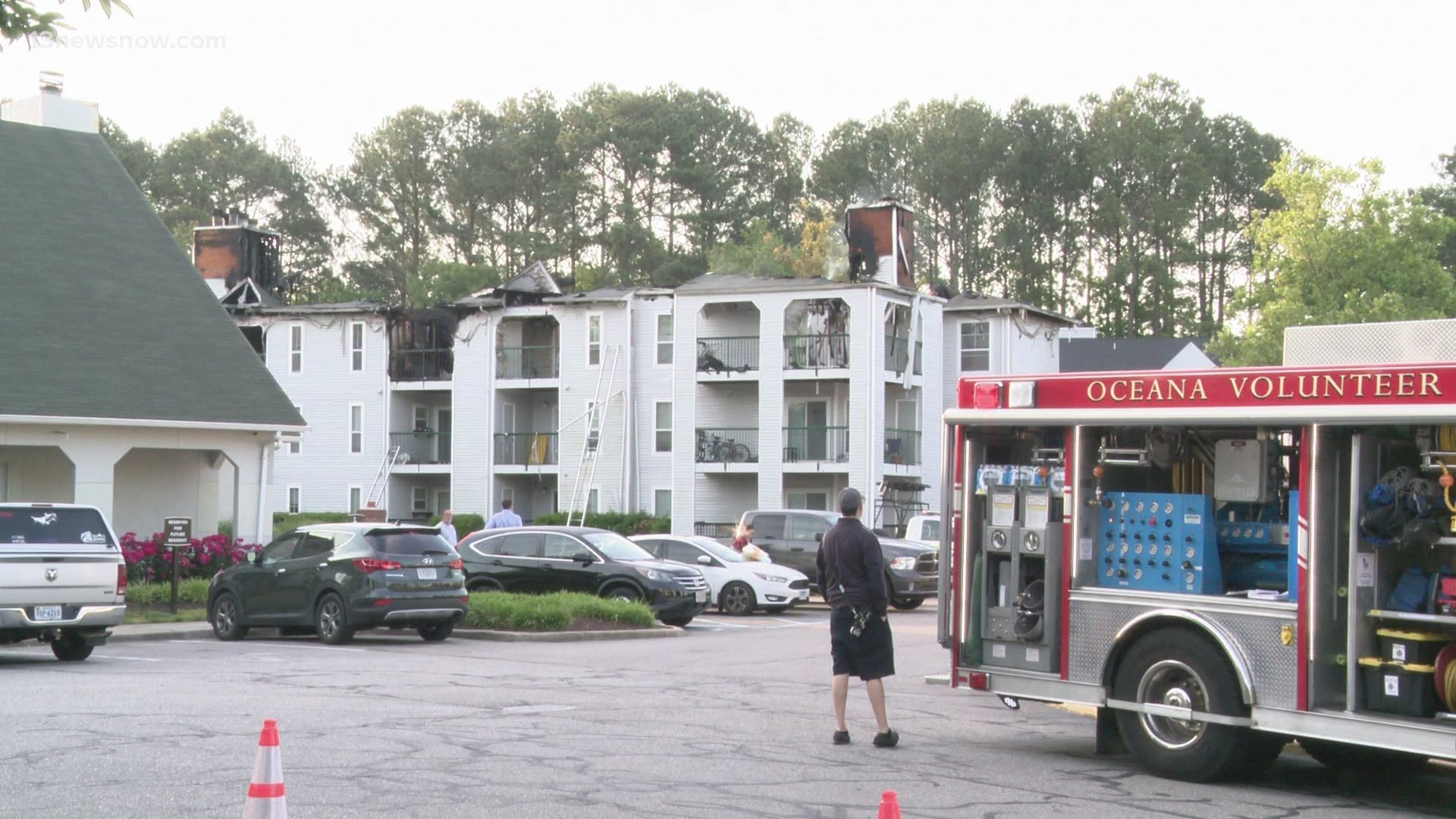 13News Now Anne Sparaco has the latest on the investigation into a large fire at an apartment complex on Hunters Chase Drive in Virginia Beach.