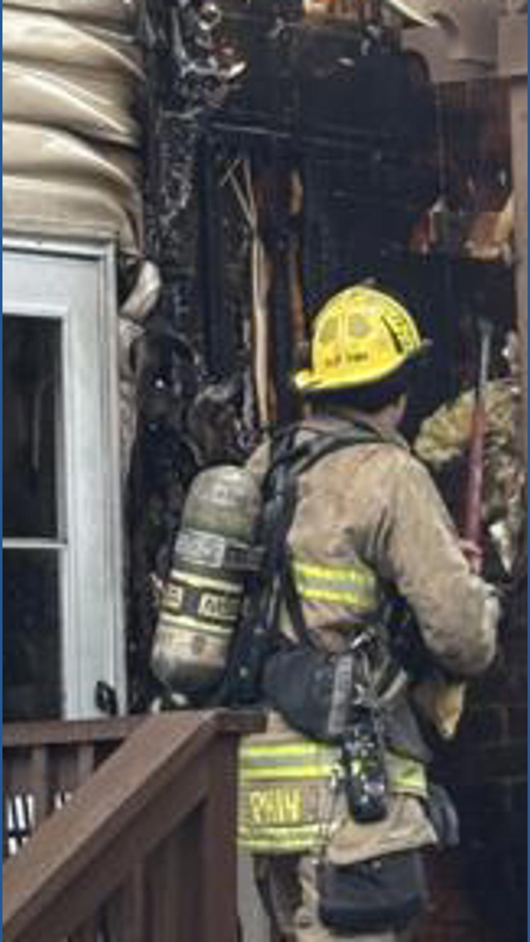 Fire leaves 3 displaced in Chesapeake's Great Bridge area | 13newsnow.com