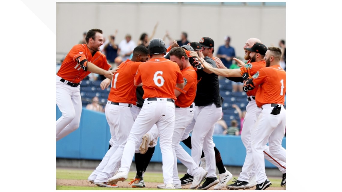 Terrin Vavra walks off in extras to complete Tides comeback over Durham