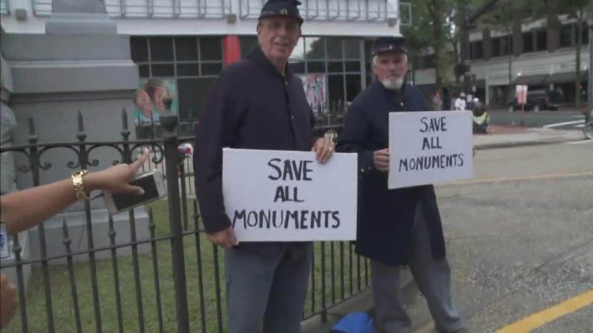 Portsmouth Mayor: Move Confederate monument to cemetery