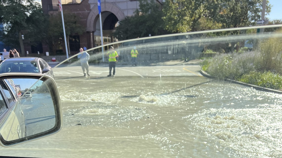 Waterside Drive in Norfolk closed due to water main break - Vimarsana News