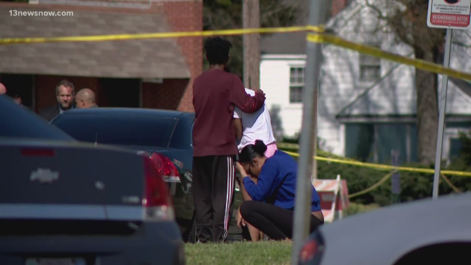 Norfolk police are investigating a shooting that left a man dead near Fishermans Road.