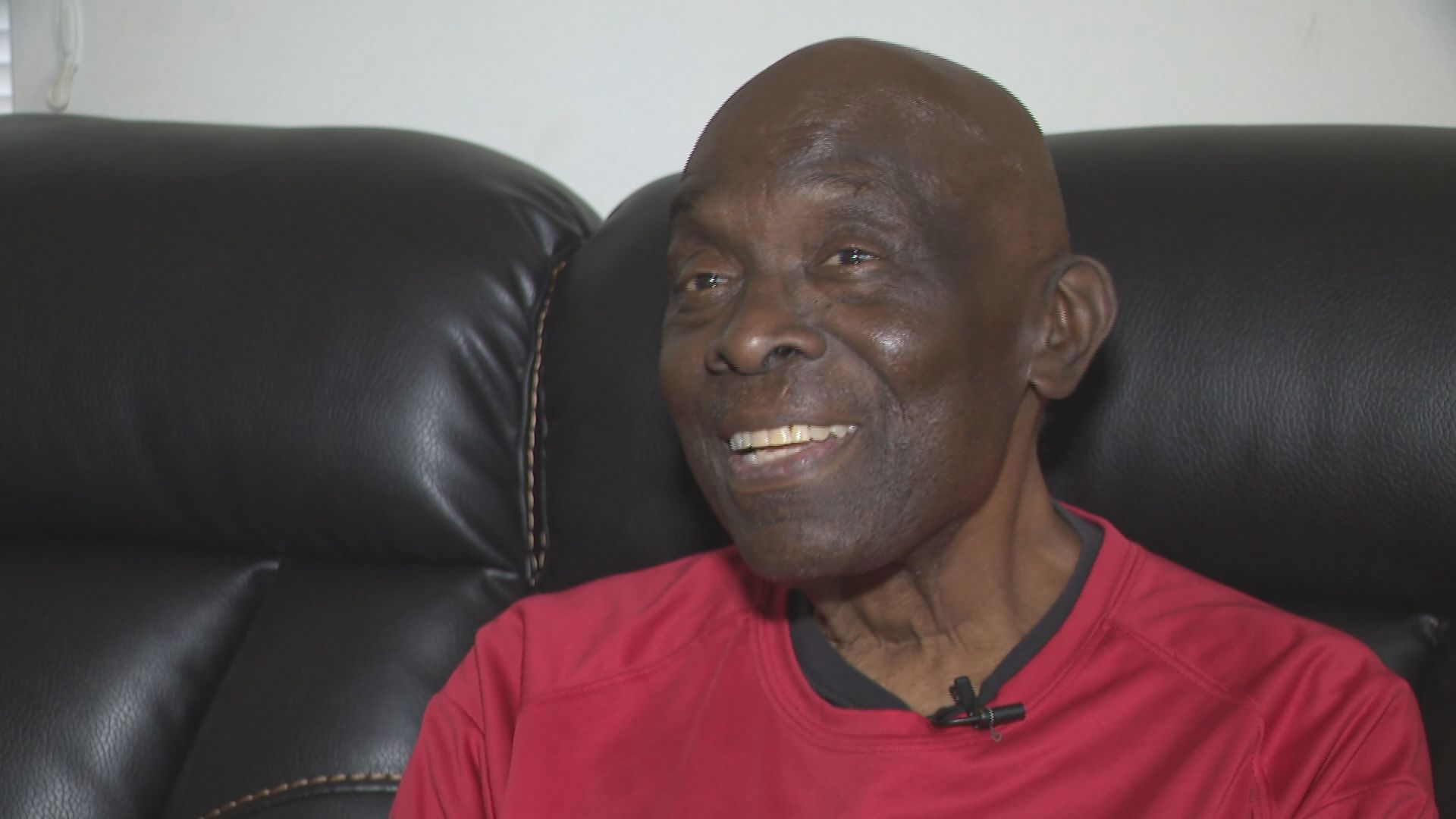 Legendary football coach Tommy Reamon Sr., who coached NFL quarterbacks Michael Vick and Aaron Brooks, passed away at 73.