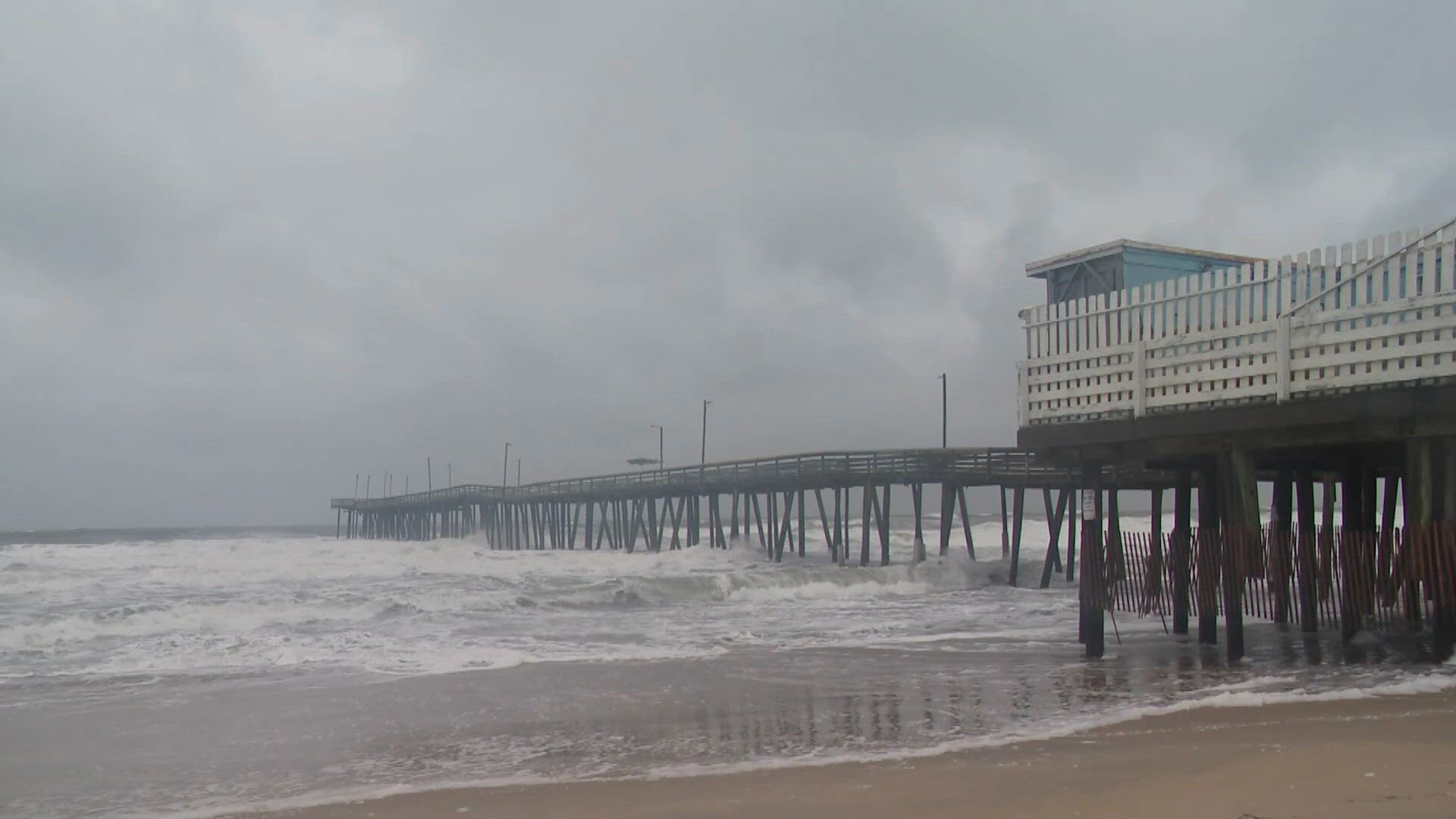 Virginia Beach Oceanfront sees strong winds, rough surf as nor’easter ...