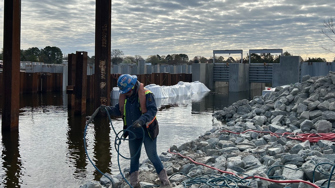 Virginia Beach's flood protection projects move forward, but with a nearly $500 million price tag increase