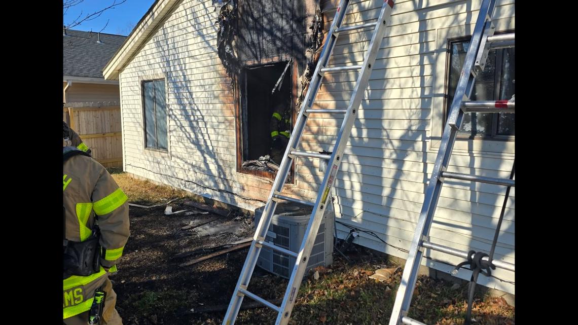 Fire in Virginia Beach claims 2 cats, damages home on Cherrywood Lane