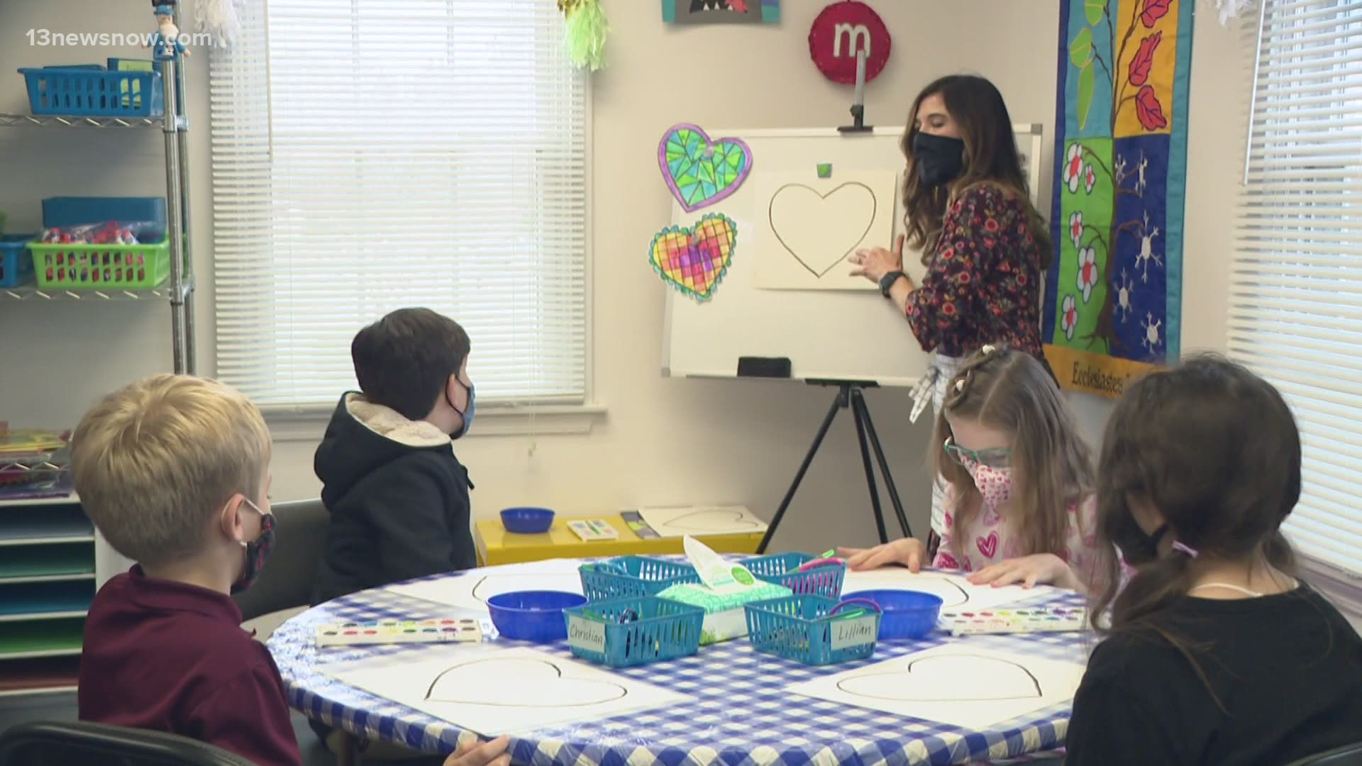 A former Virginia Beach teacher is giving kids a creative outlet, and a little bit of peace.