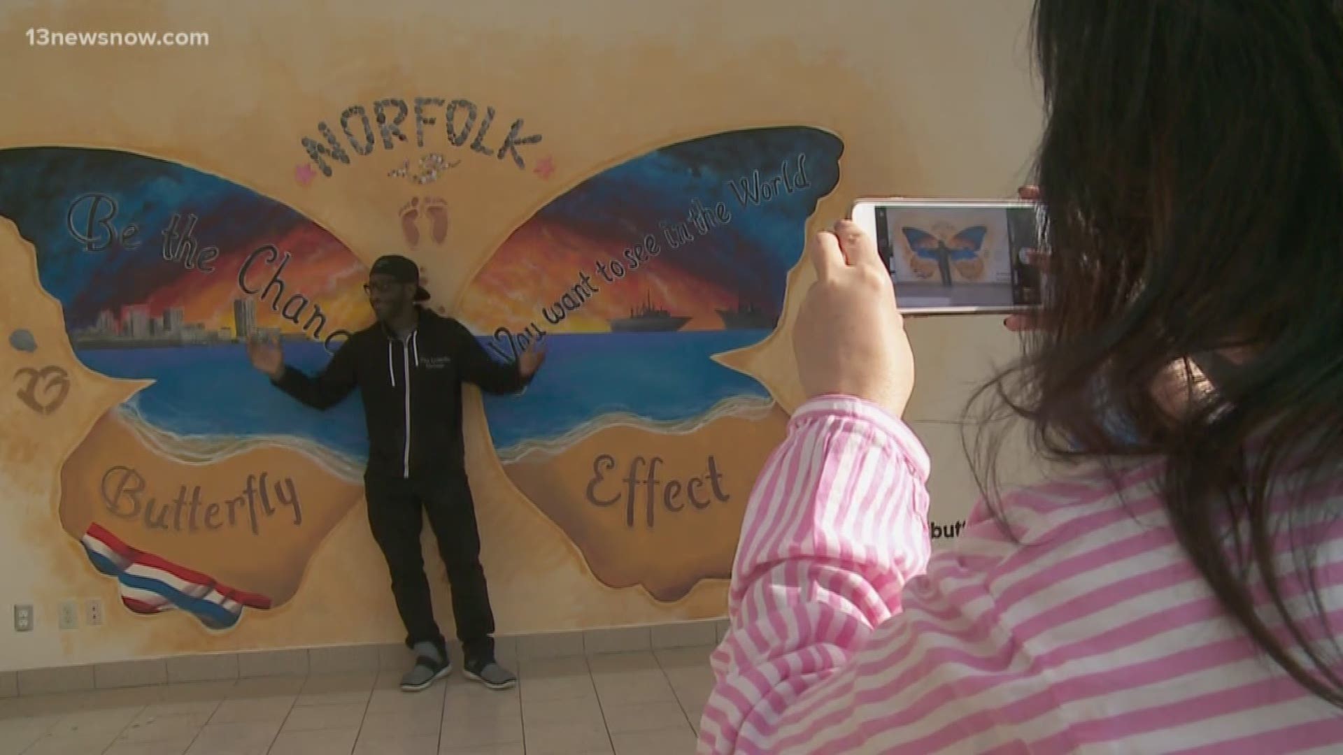 A mural at a local mall helps raise money for women's groups in Hampton Roads.