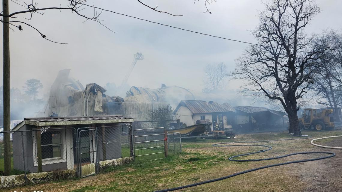 Aftermath of devastating Manns Harbor warehouse fire - Vimarsana News