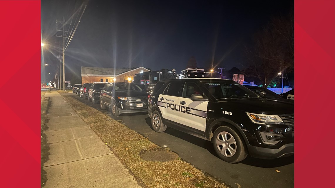 Man is dead after barricade situation in Chesapeake | 13newsnow.com