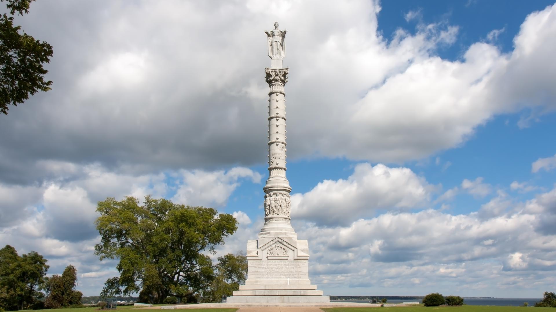 Army Secretary Dan Driscoll & Gov. Glenn Youngkin deliver remarks at Yorktown Battlefield Monument, celebrating 250th anniversary of the founding of the U.S. Army.