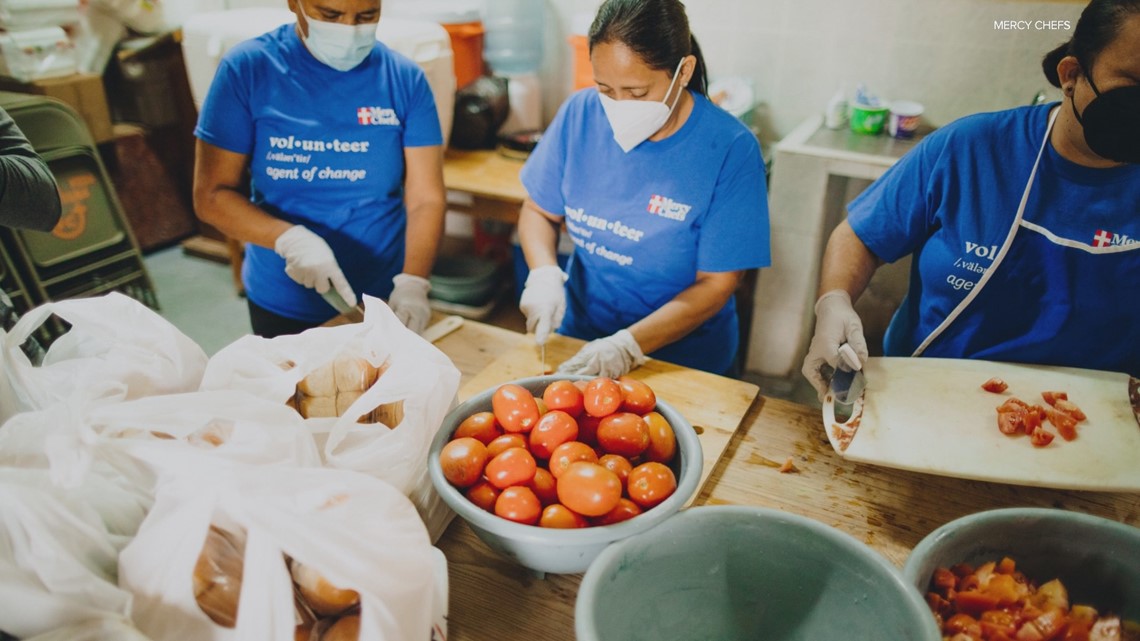 First responders, disaster relief teams spend Christmas serving neighbors in need - Vimarsana News