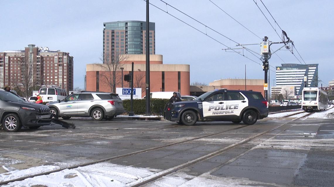 Norfolk Tide light rail back in service after crash involving vehicle ...