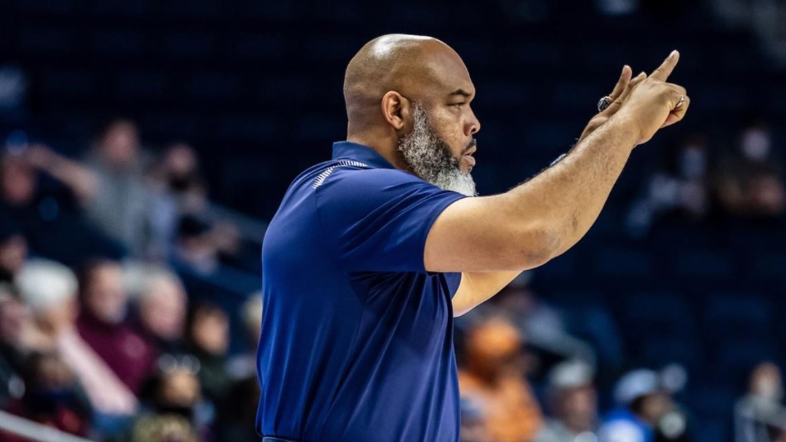 Bryant Stith - Assistant Coach - Staff Directory - UNC Greensboro