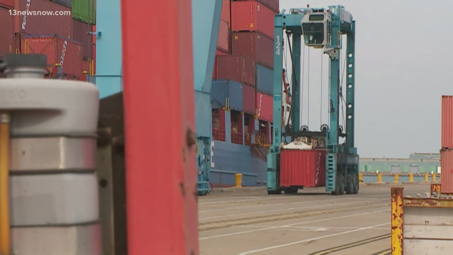 Experts say for each day of a port strike, it takes 4-6 to clear up.